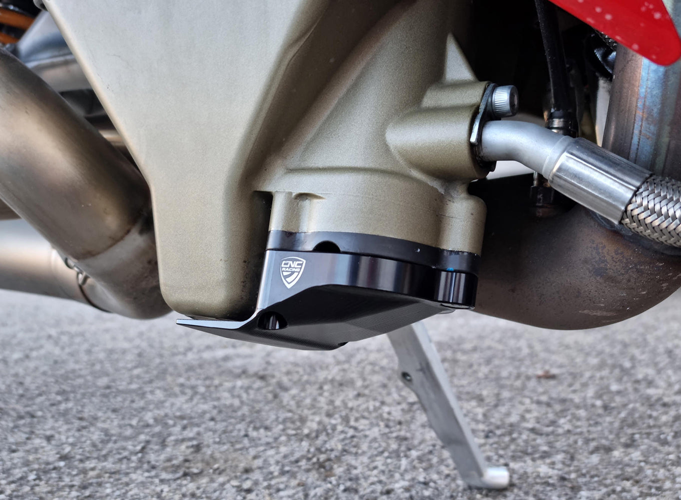CNC Racing Oil Pan Guard [Panigale V4, Streetfighter V4]